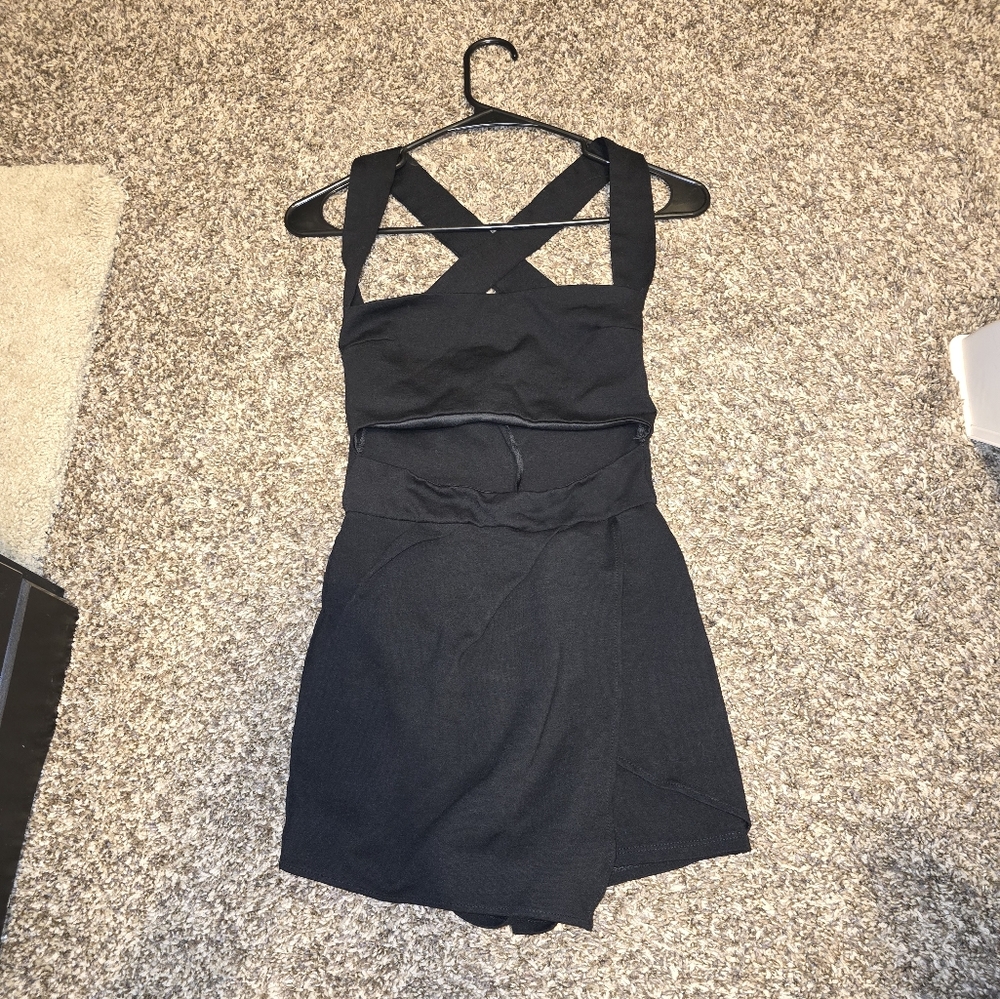 Fashion Nova XS black romper